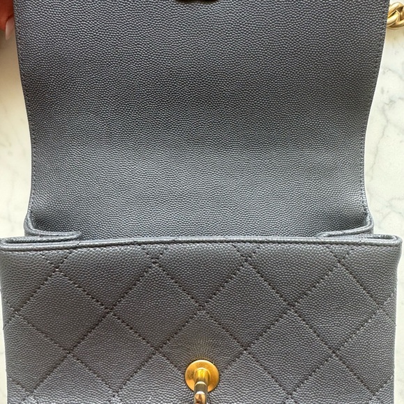 CHANEL Shoulder Bag leather Grained calfskin Gray - Picture 16 of 16